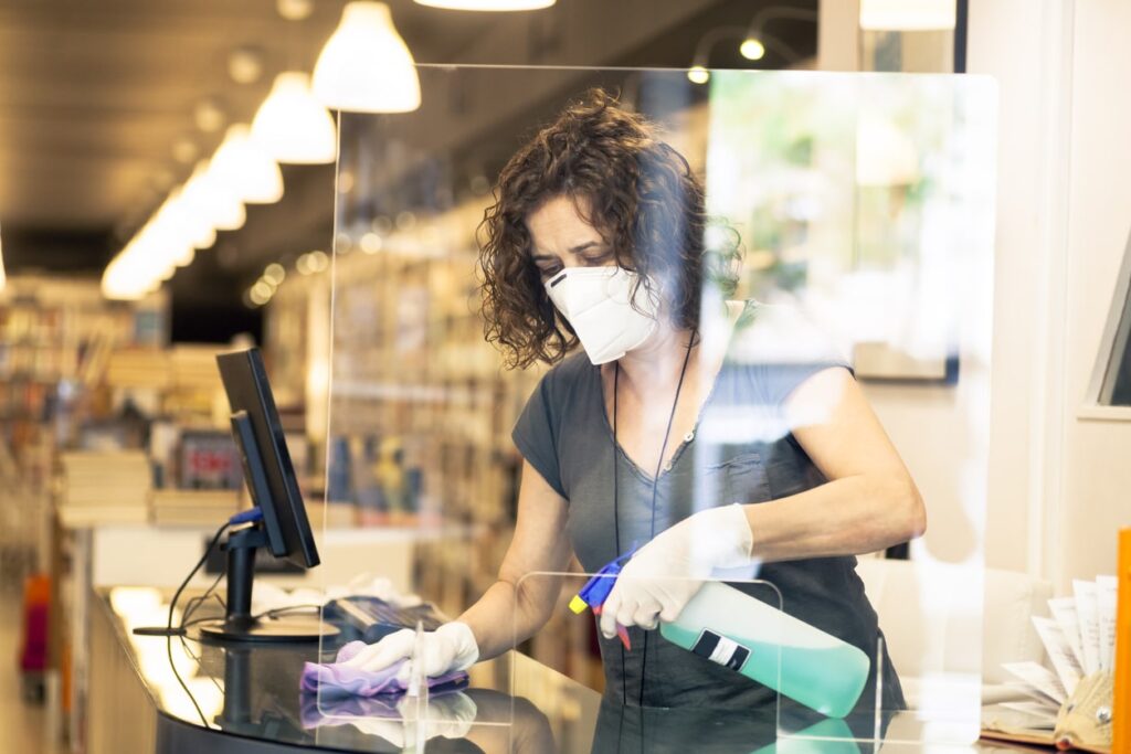 customer area of retail establishment receiving commercial clean